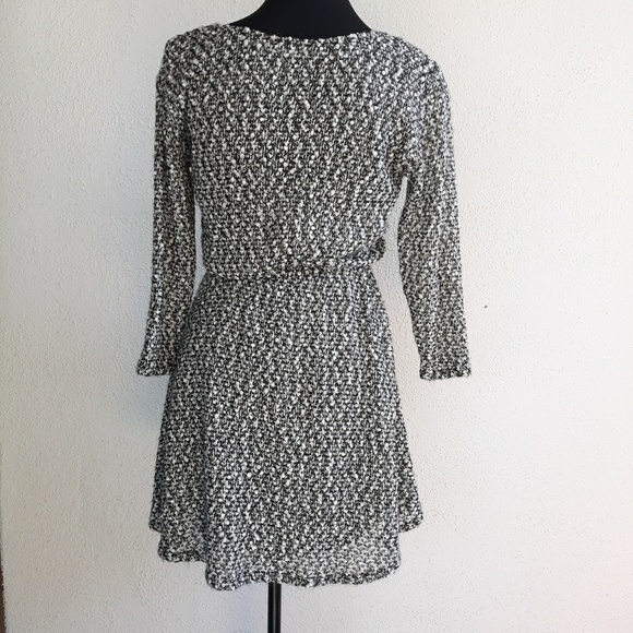 😁KIMCHI BLUE Knitted Sweater Dress - Picture 3 of 8